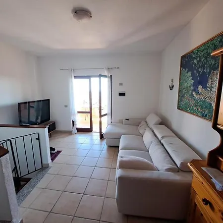 Διαμέρισμα Sea View - Budoni And San Teodoro 5min - Parking, Wifi, Ac Porto Ottiolu